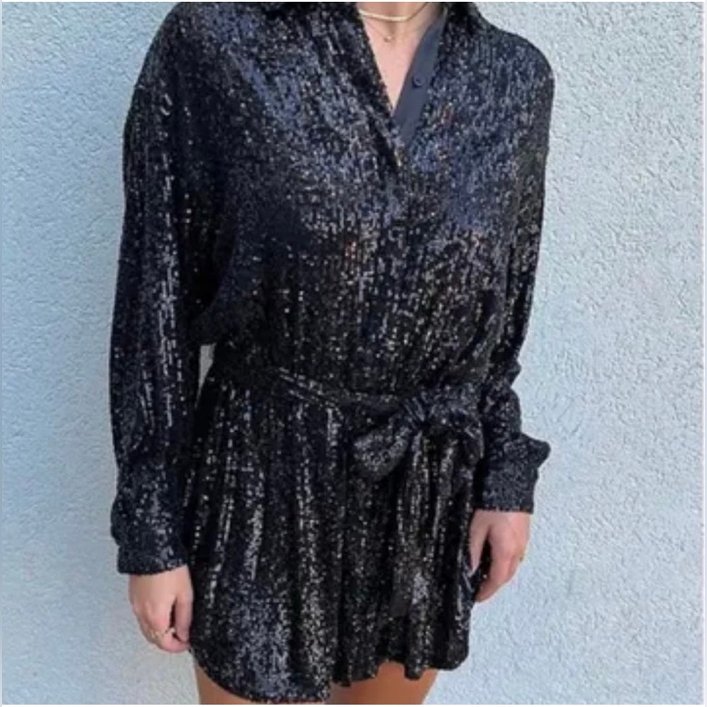 NWT Gianni Bini‎ Noelle Sequin Black Shirt/Dress - Medium